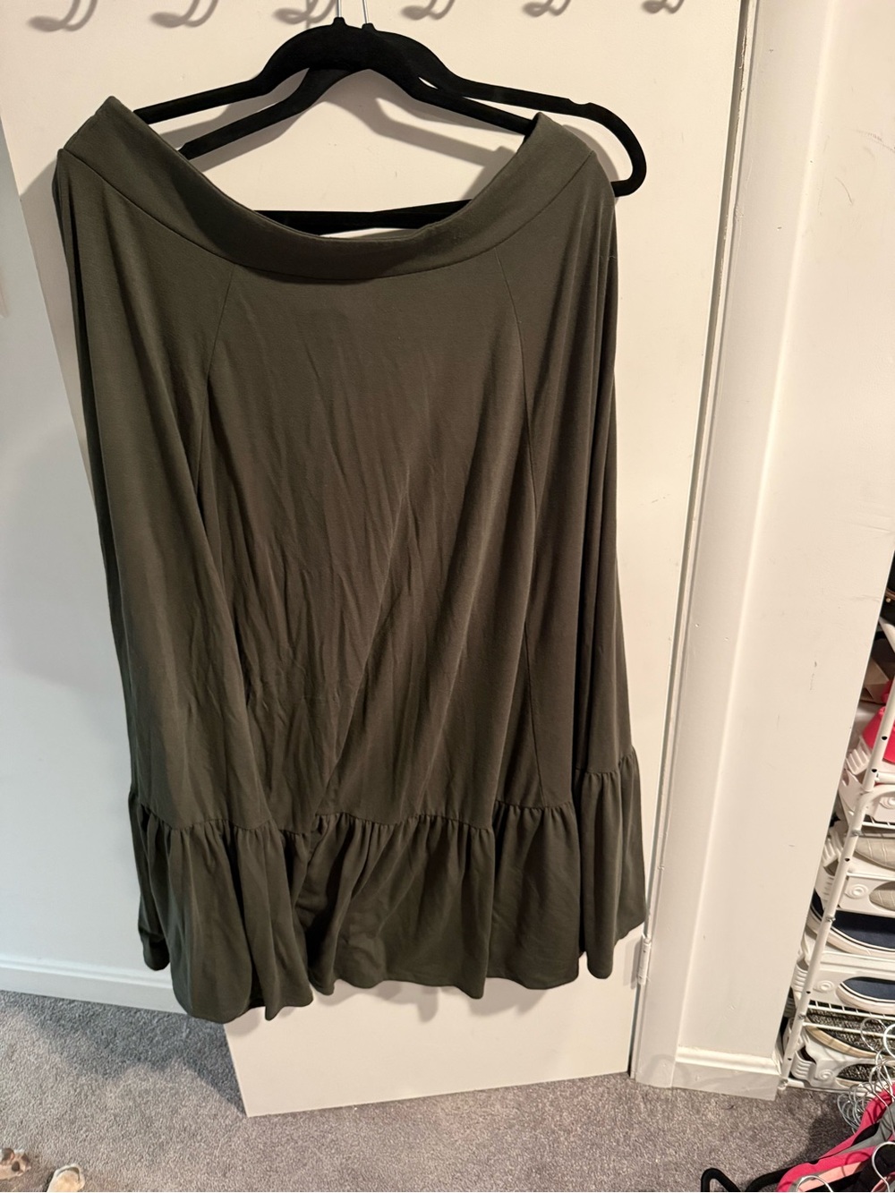 Size 14-16 torrid Olive Green Ruffle Hem Maxi Skirt